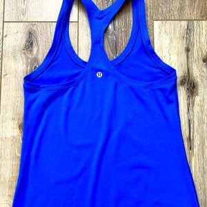 Lululemon Razorback tank